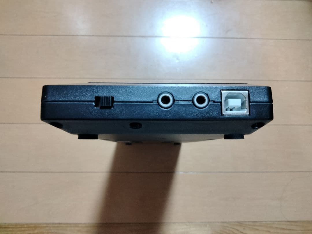 AKAI Professional MPX8 MIDIパッドコントローラー