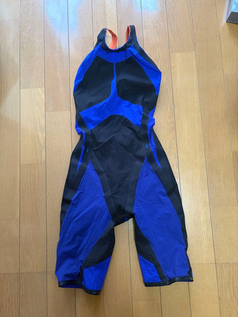 セントラルスポーツ　ミズノ　高速水着GX SONIC IV MR