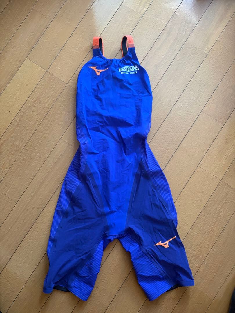 セントラルスポーツ　ミズノ　高速水着GX SONIC IV MR