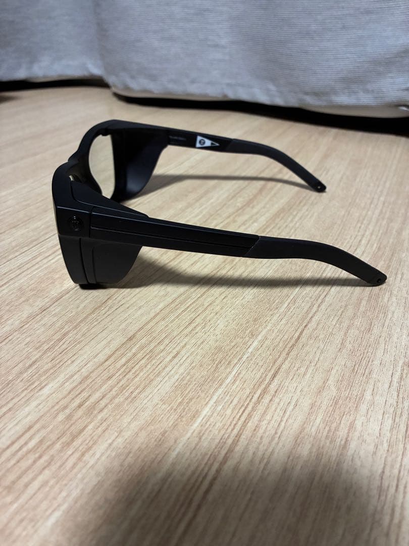 ELECTRIC サングラス JJF12 MATTEBLACK / 調光レンズ