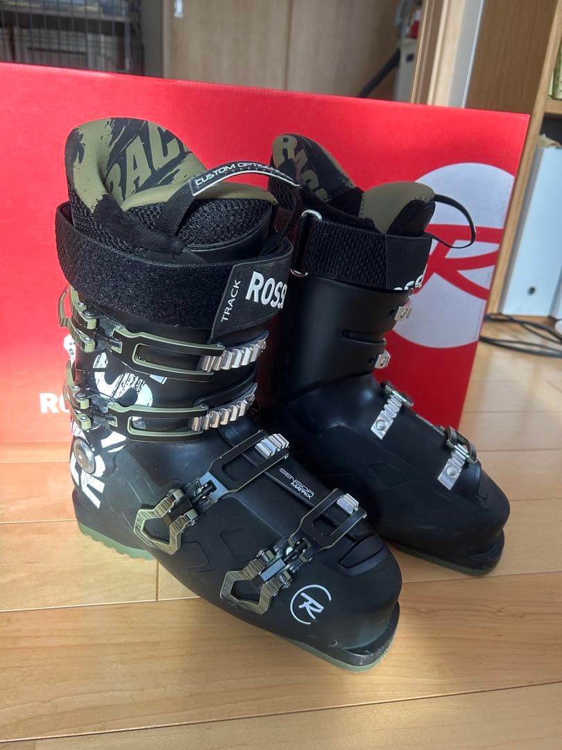 ROSSIGNOL TRACK 110スキーブーツ
