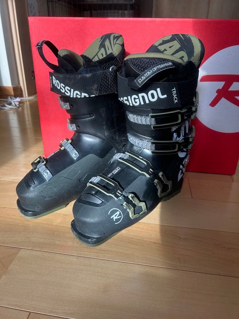 ROSSIGNOL TRACK 110スキーブーツ