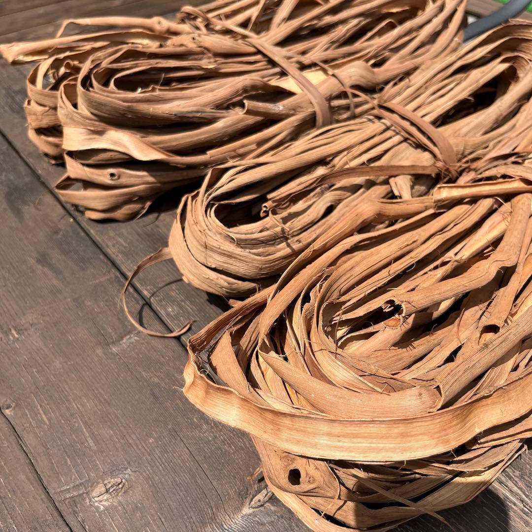 山葡萄の蔓　Ｓ級品 1640g 初物