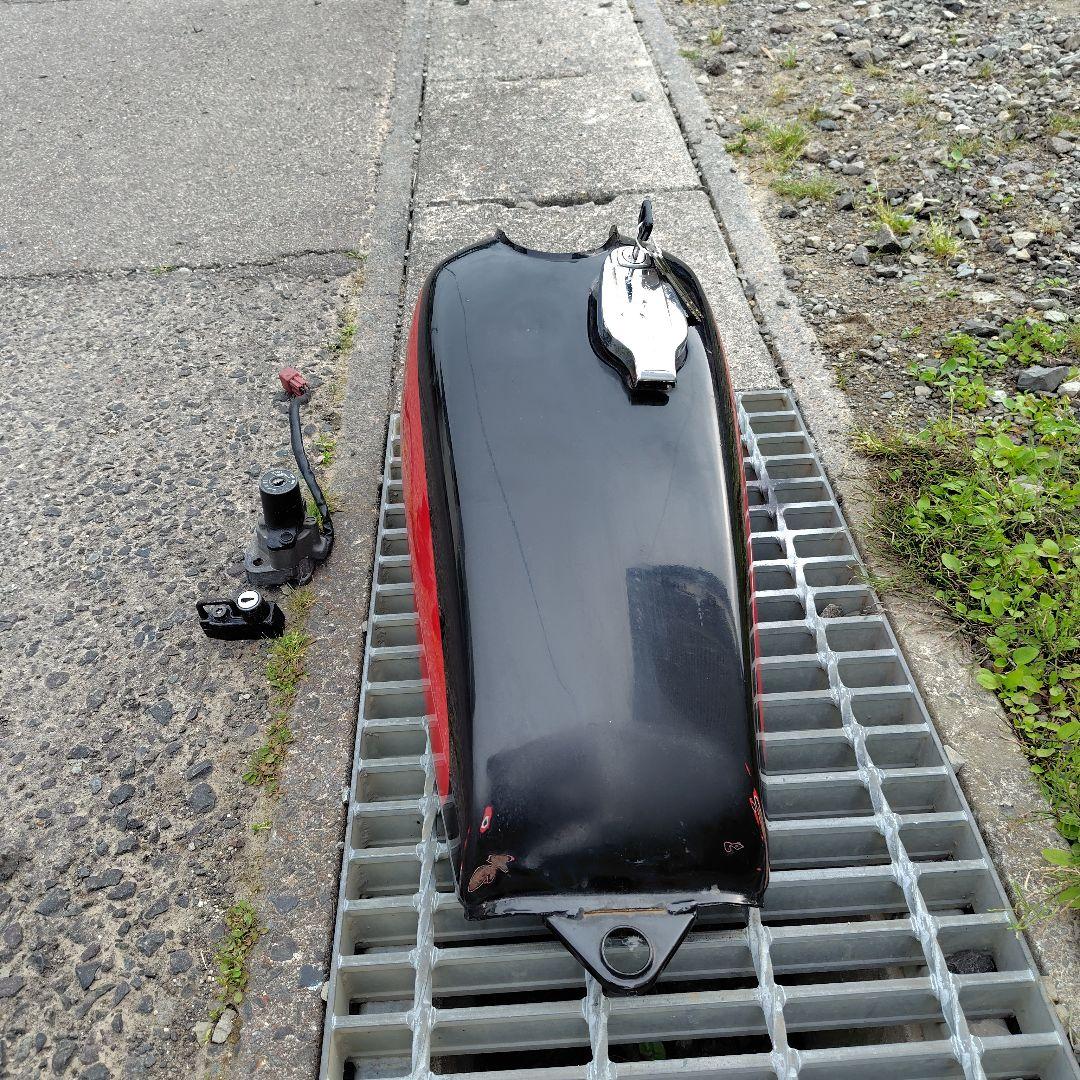 SR400 SR500 ナロー タンク キャップあり 鍵3本付き キーシリンダー