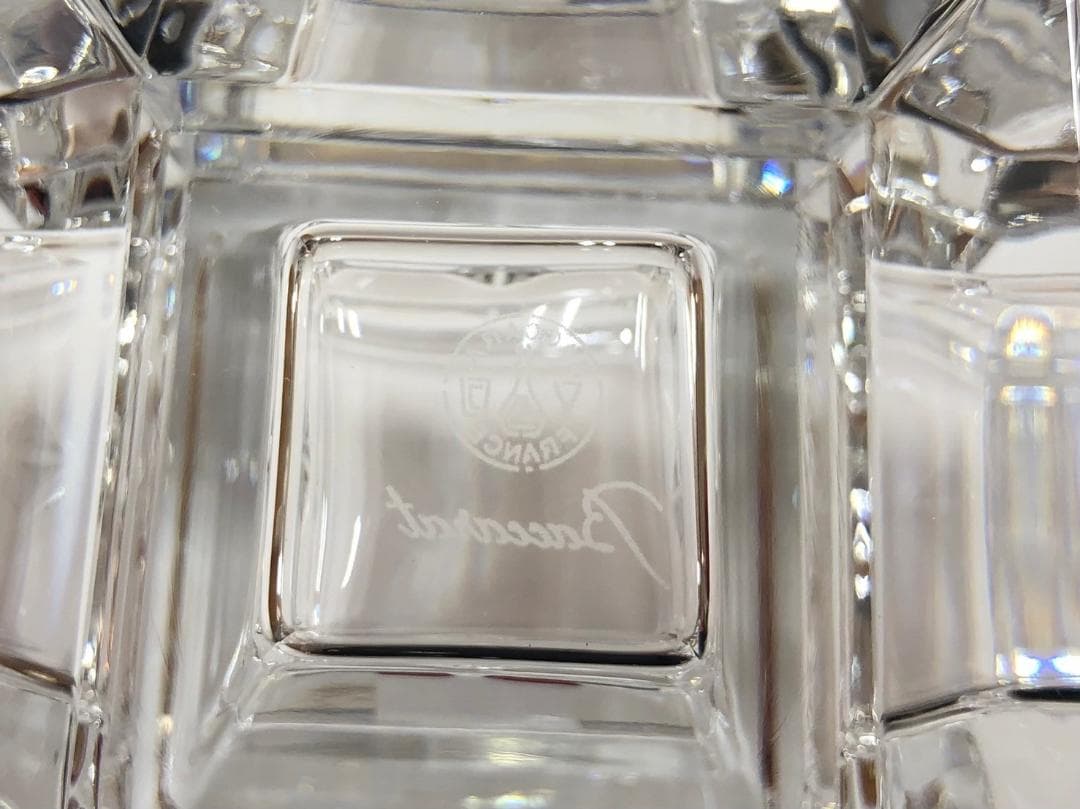 091: 【新品未使用】バカラ　コロンビーヌ　ベース　花瓶