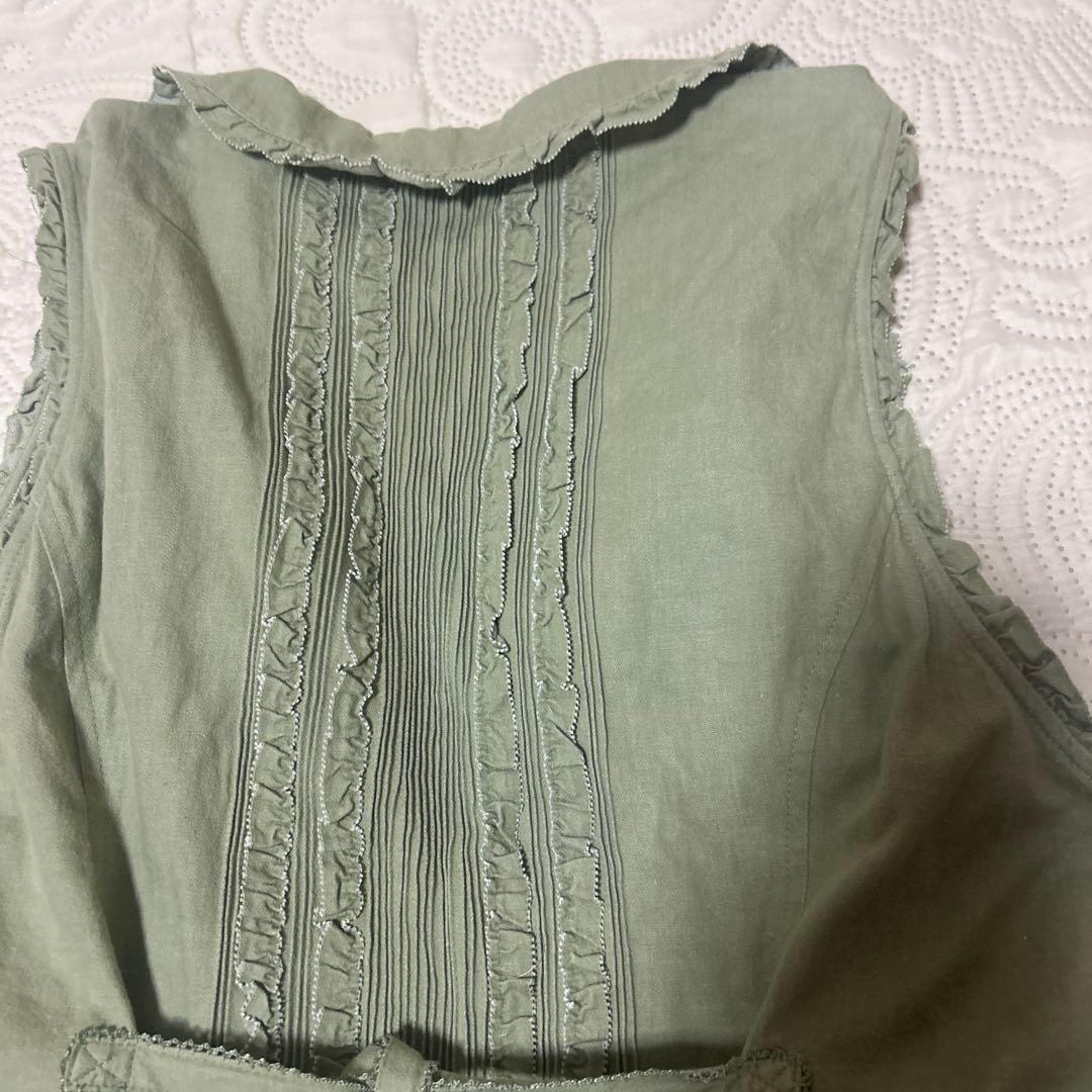 ピンクハウス　オリーブグリーン フリル ベスト