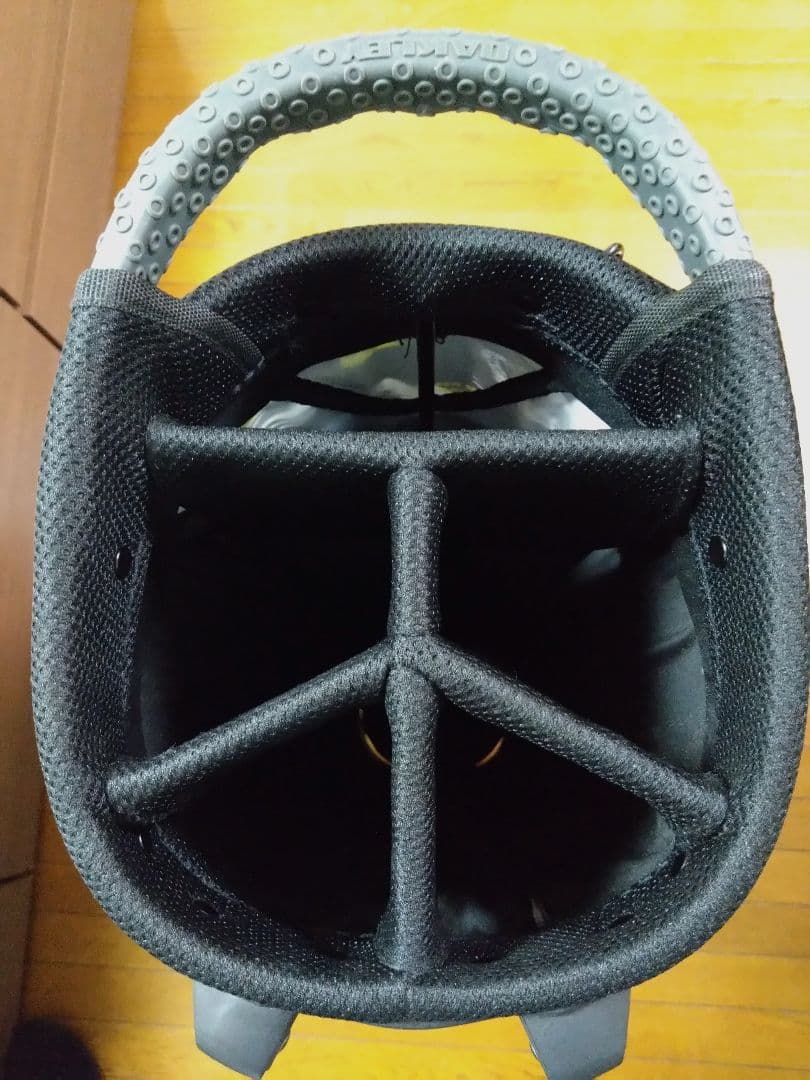 蛍光イエローがオシャレ・カッコいい☆オークリー・キャディ・バッグ！程度良好！