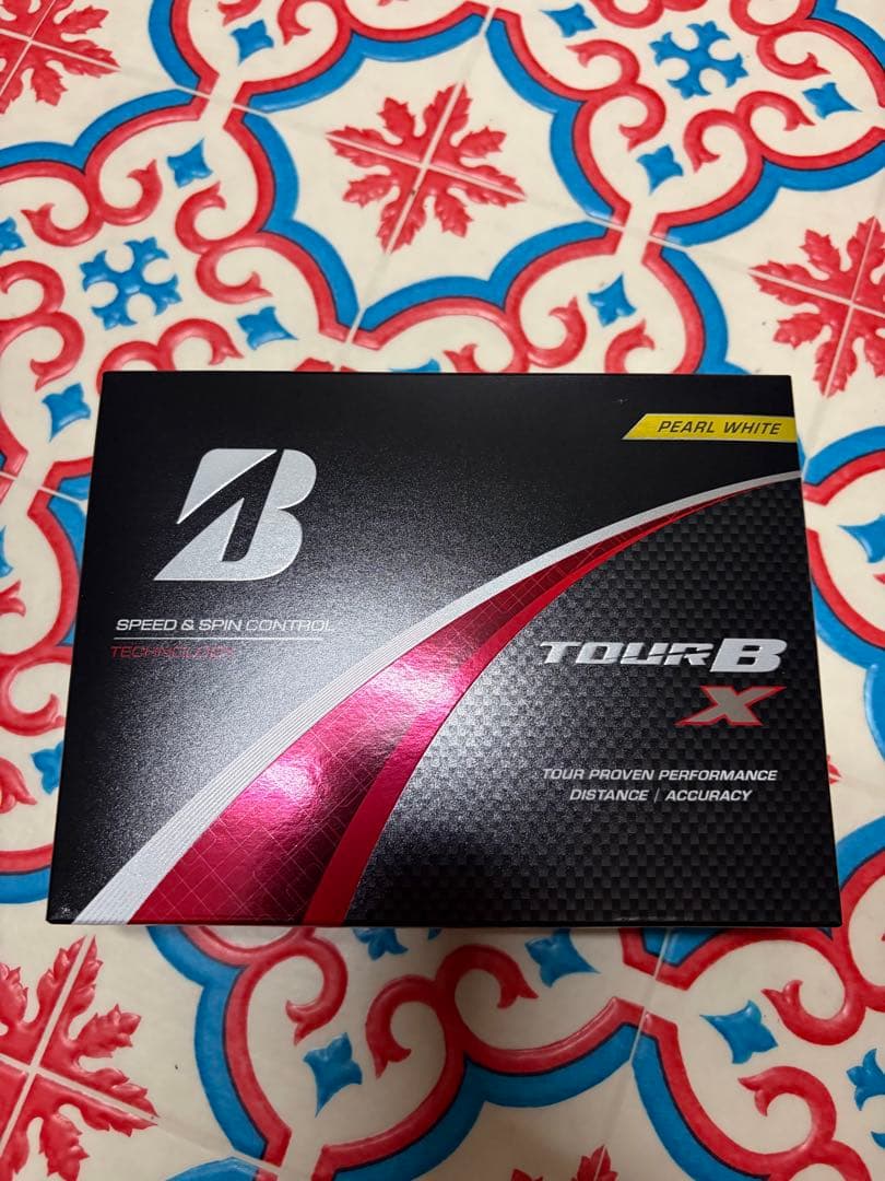 ブリヂストン TOUR B X ゴルフボール