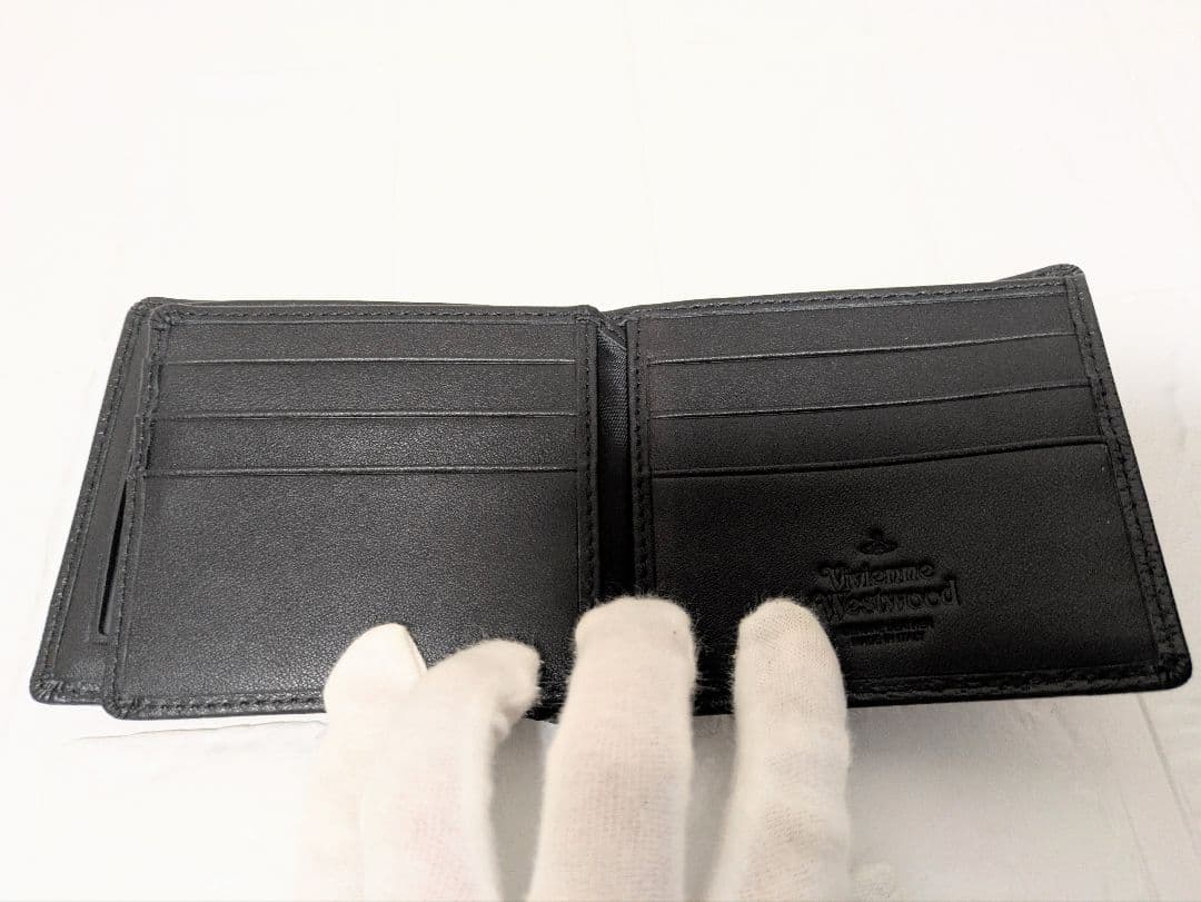 【新品未使用】Vivienne Westwood  二つ折り財布 943VW72
