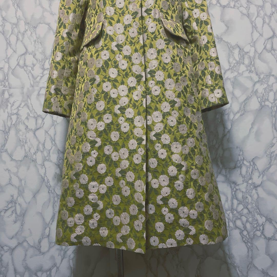 美品　スペシャルアイテム　JUNKO SHIMADA 花柄総刺繍　デザインコート