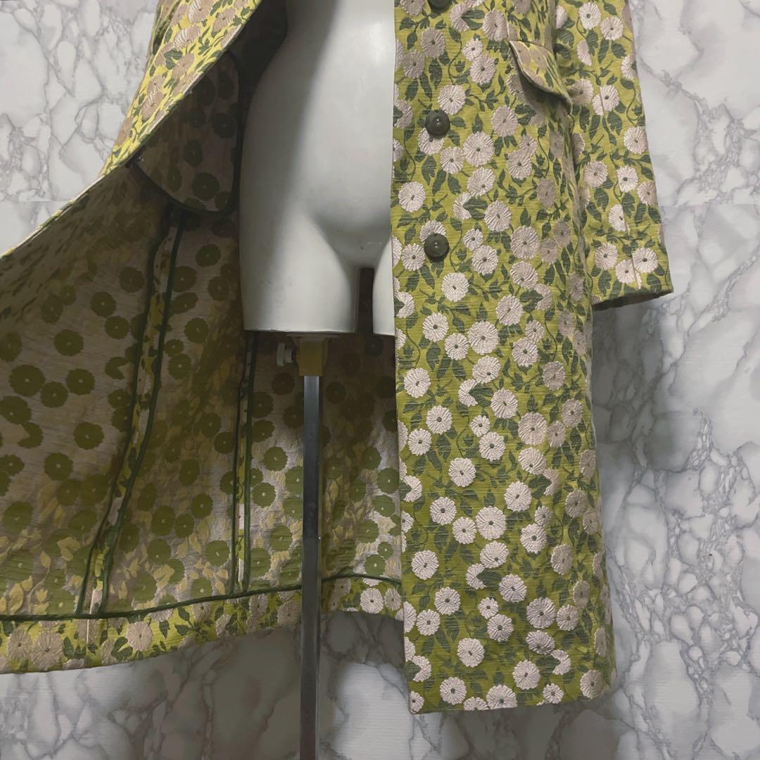 美品　スペシャルアイテム　JUNKO SHIMADA 花柄総刺繍　デザインコート