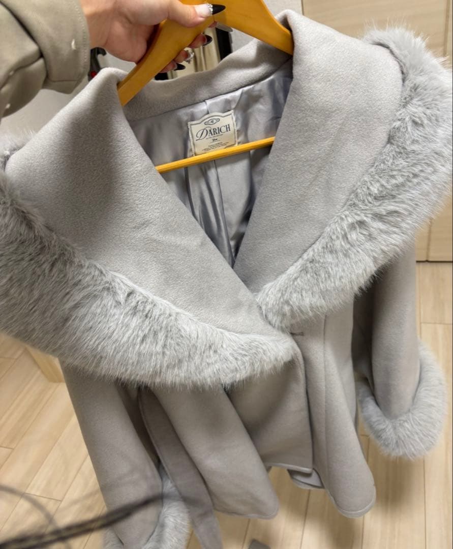 ウエストベルトプリンセスラインコート