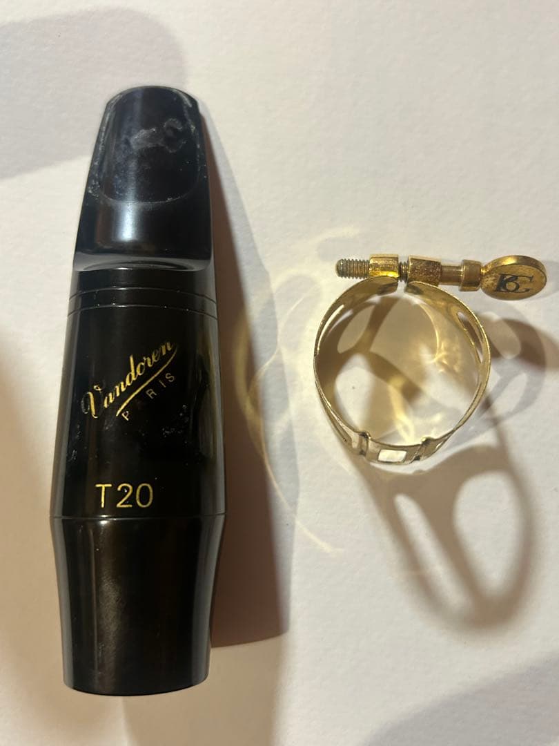 テナーサックスマウスピース　T20 テナーサックスリガチャー　BG キャップ付