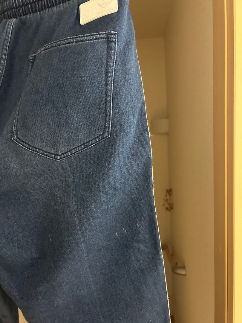 adidas FRENCH TERRY DENIM スウェットパンツ