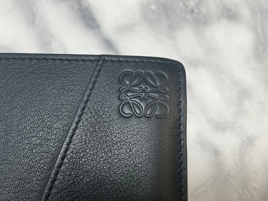 ロエベ 折り財布 パズル アナグラム ロゴ ブラック バイフォールド