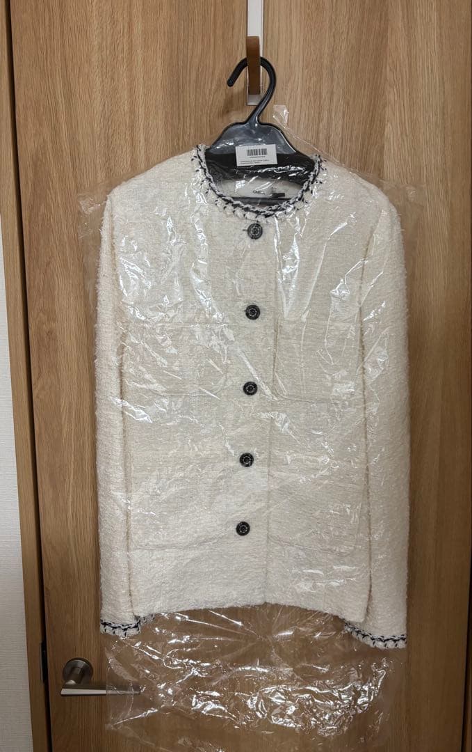 【新品タグ付】CARLA カーラ Tweed jacket / White