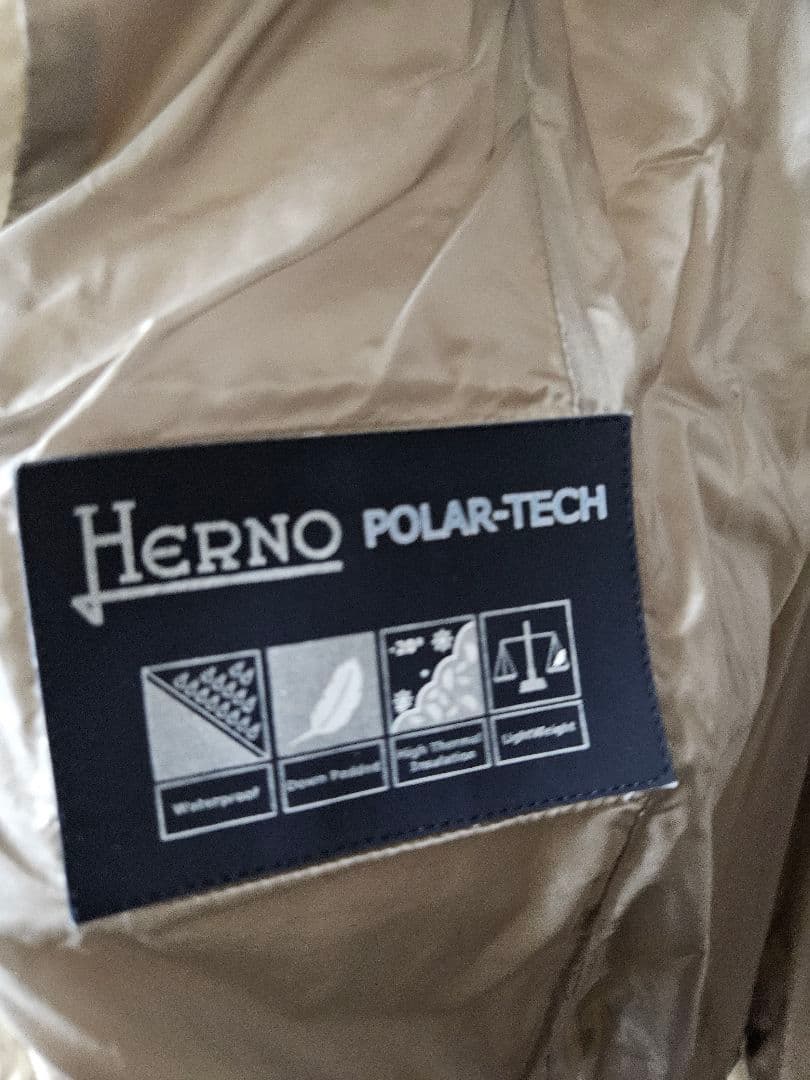 Herno アイボリー　ノースリーブ　ダウンベスト　40サイズ　ロング丈