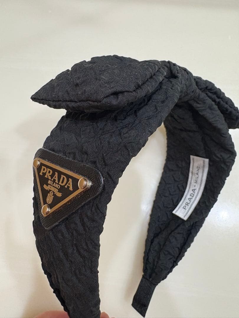 PRADA ブラック リボンヘアバンド