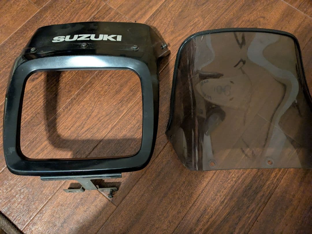 SUZUKI GSX750E　4型　純正カウル