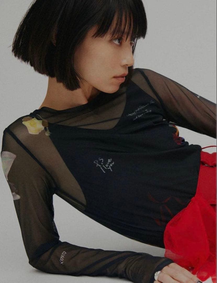 トップス LITTLE FUNNY FACE SHEER TOP