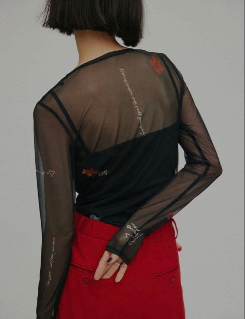 トップス LITTLE FUNNY FACE SHEER TOP