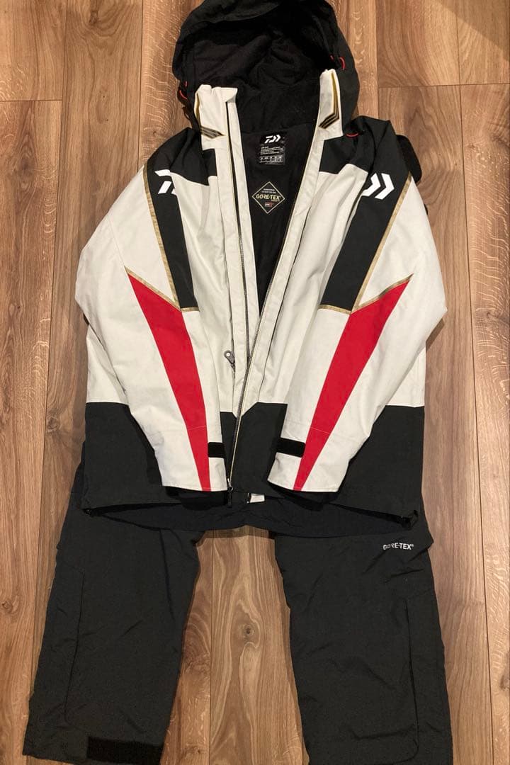 ダイワ　グローブライド　DW-1808 ゴアテックスL　冬　防寒着