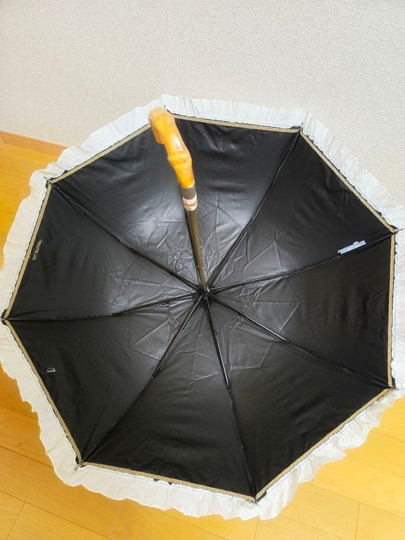 【新品】ジルスチュアート 折り畳み傘 日傘 晴雨兼用 フリル ラメ ホワイ