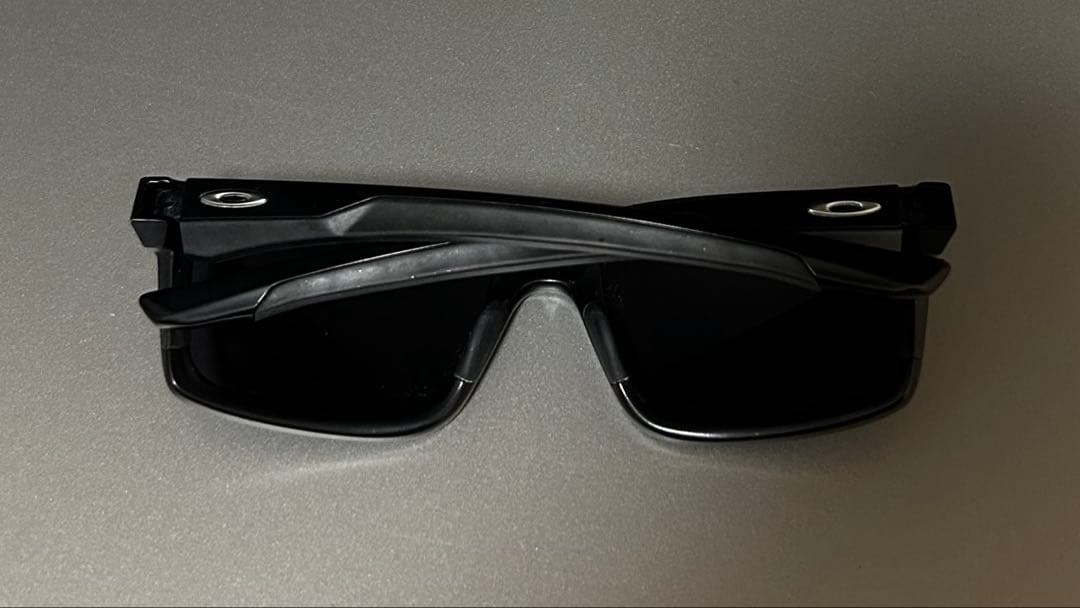 小物 oakley mainlink