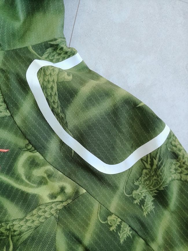 美品 ミズノ 井山敬介モデル 龍 和柄 スキージャケット M メンズ 希少モデル