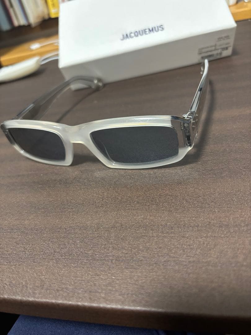 JACQUEMUS サングラスLIGHT GREY 定価5.5万 正規品
