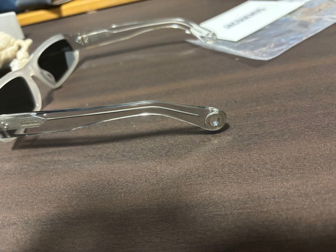 JACQUEMUS サングラスLIGHT GREY 定価5.5万 正規品