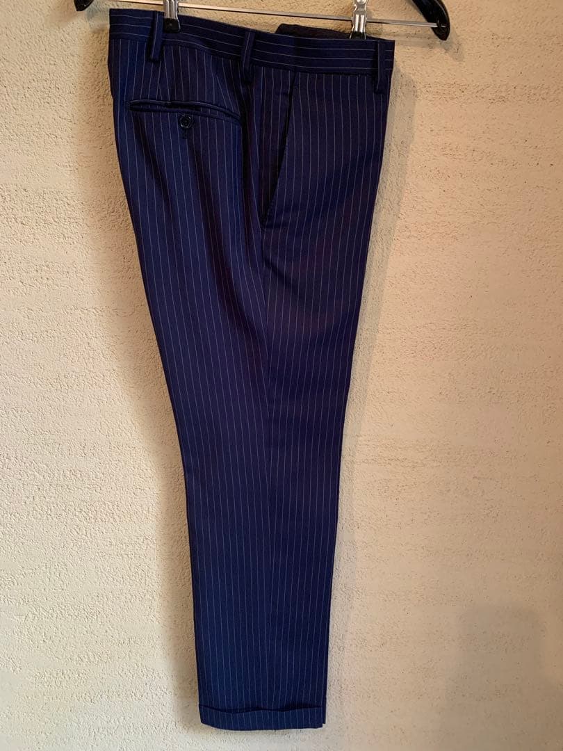 美品LARDINIラルディーニネイビー ストライプ セットアップスーツ44S〜M