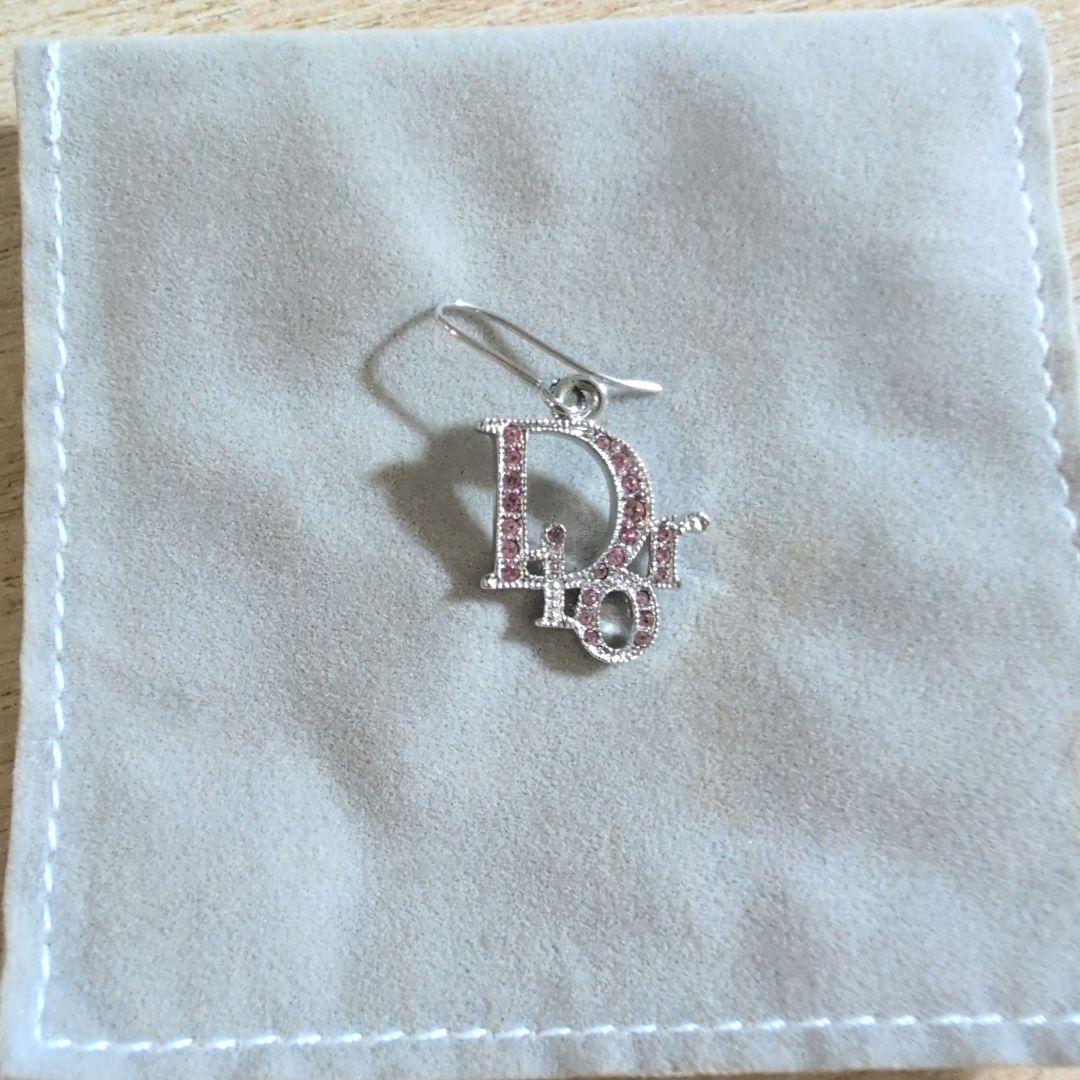 クリスチャンディオール　 ピアス ロゴ ラインストーン ピンク シルバー