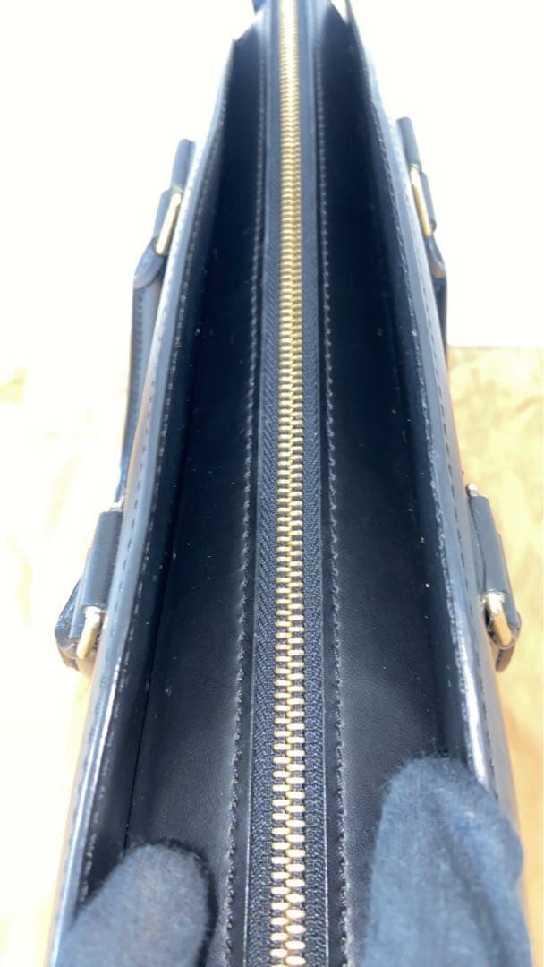 蹴る ルイヴィトン リヴィエラ エピ ハンドバッグ ビジネスバッグ ノワール