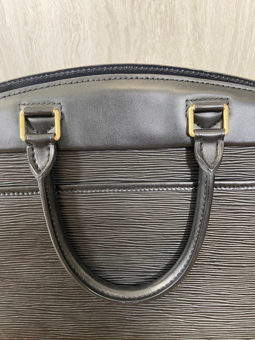 蹴る ルイヴィトン リヴィエラ エピ ハンドバッグ ビジネスバッグ ノワール