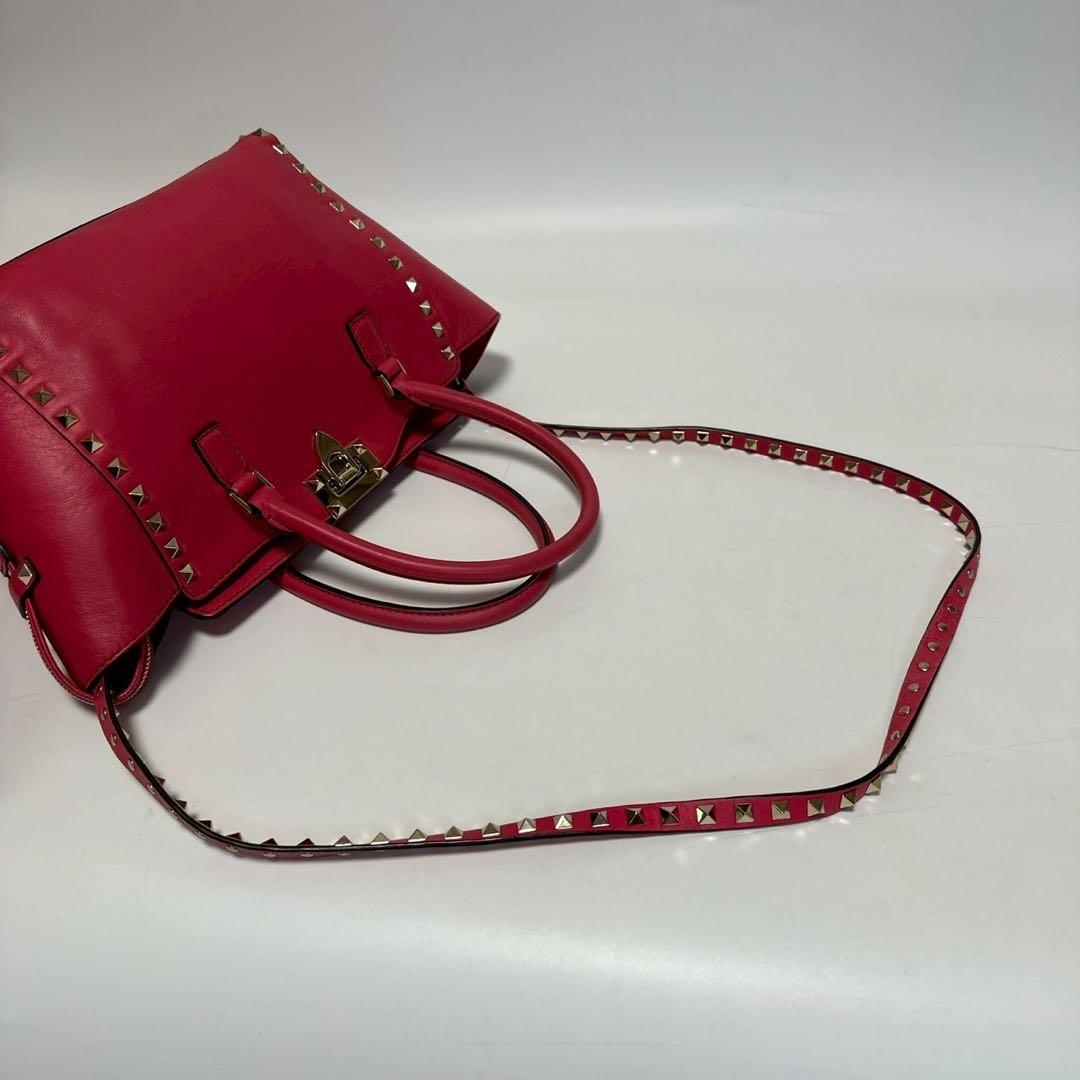 s73【極美品】保存袋付　ヴァレンティノ　ロックスタッズレザー2wayショルダー