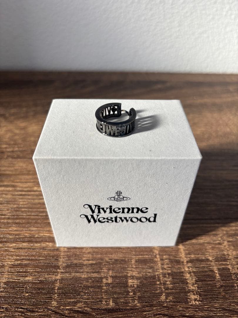 Vivienne Westwood WESTMINSTER フープピアス