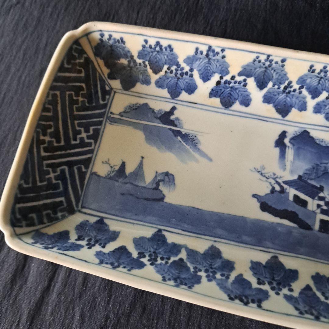「桐(きり)の葉びっしりの長皿！」古伊万里染付皿(幅21.5cm) 骨董アンティ