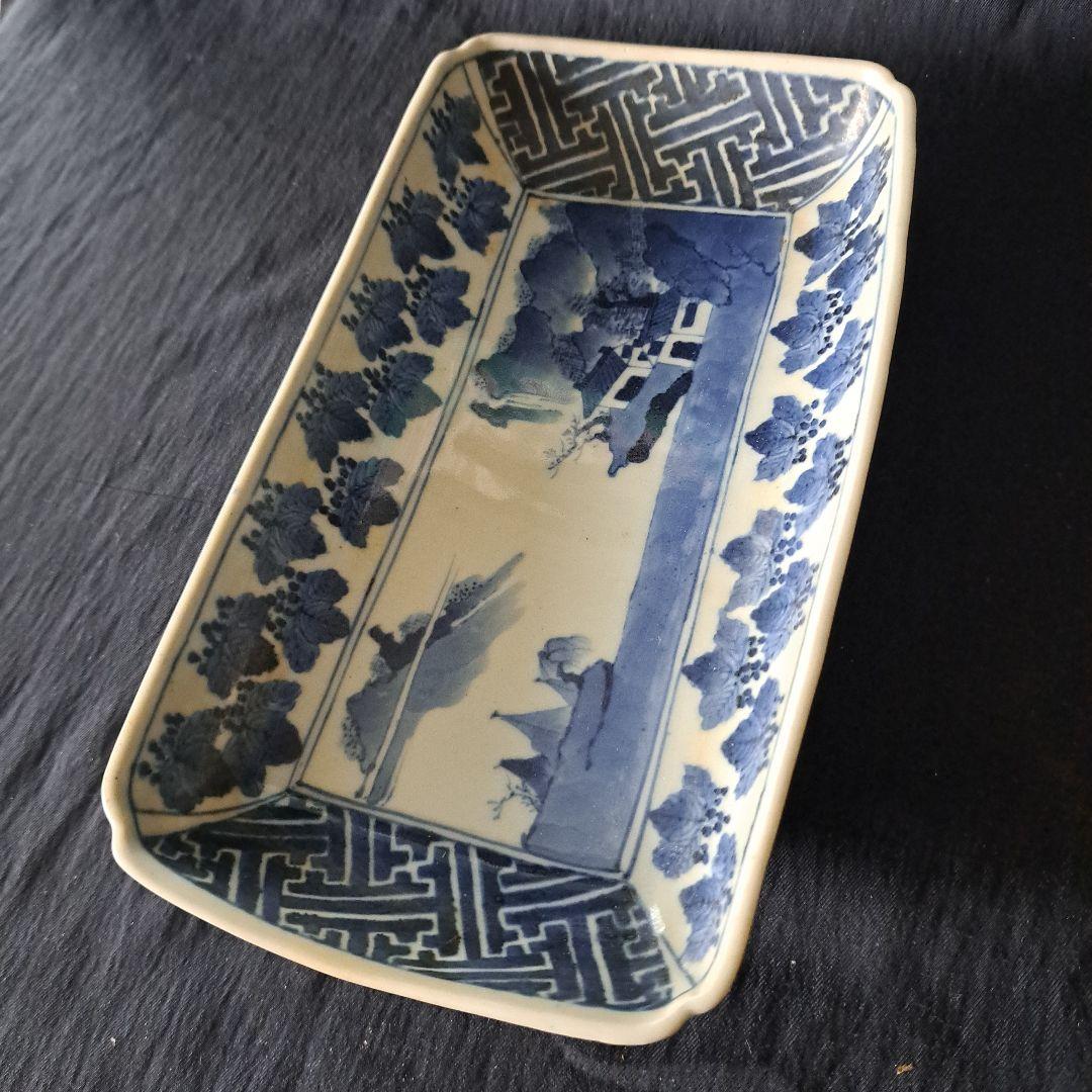 「桐(きり)の葉びっしりの長皿！」古伊万里染付皿(幅21.5cm) 骨董アンティ