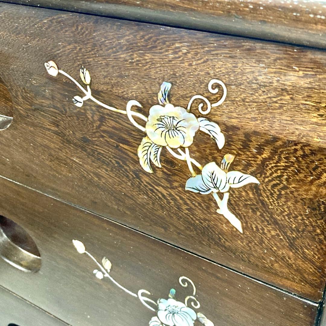 【良品】骨董品 チェスト 木製 小物入れ 螺鈿細工 5段 タンス 箪笥