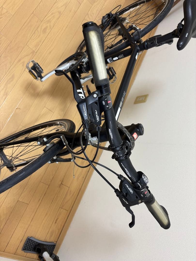 TREK クロスバイク FX7.4