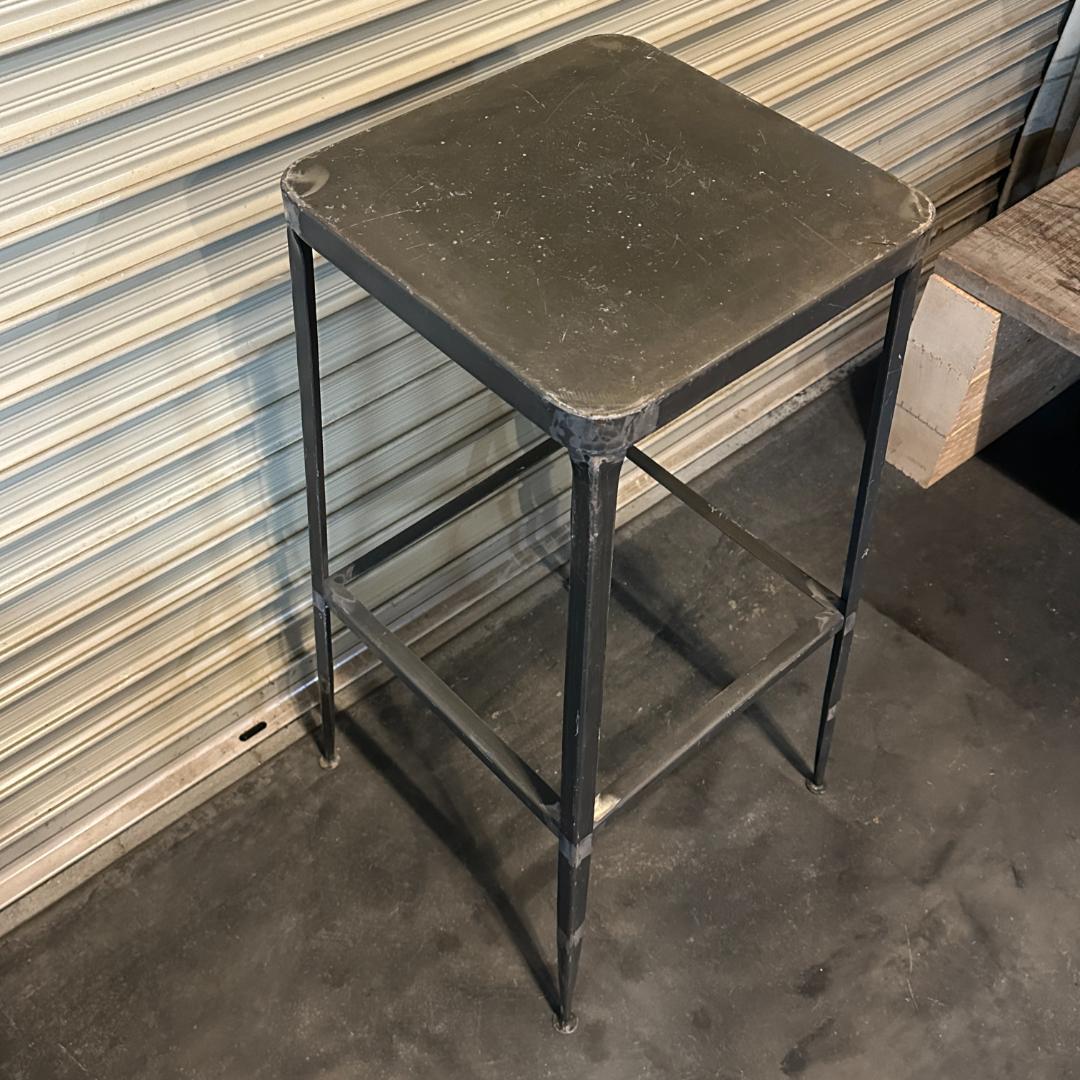 MINTIAインダストリアル メタルハイスツール バーチェア