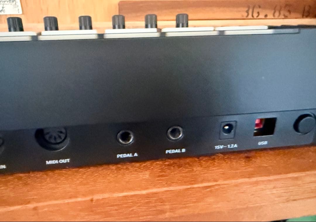 Komplete Kontrol S61 MK2 使用極少 美品