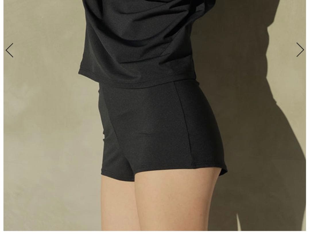 【限定SALE】ETRE TOKYO エトレトウキョウ　ラッシュガード上下セット