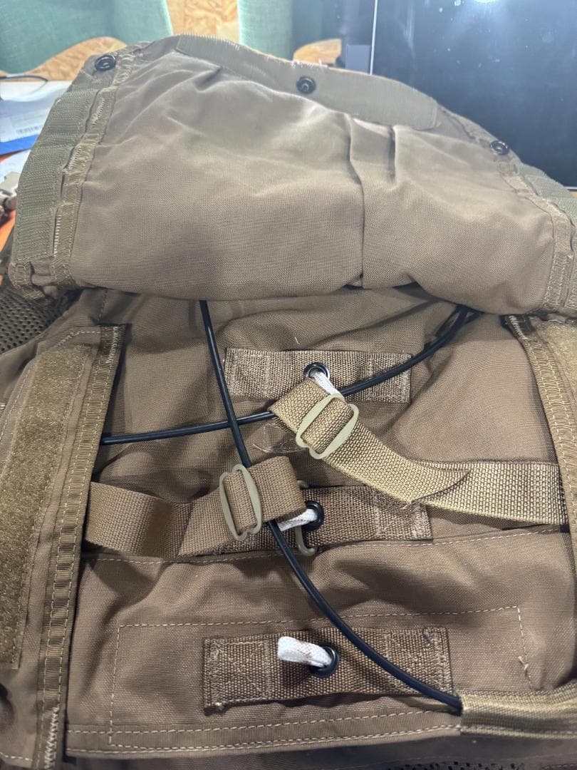 米軍　実物ECLIPSE ボディアーマー ベスト Small 送料無料