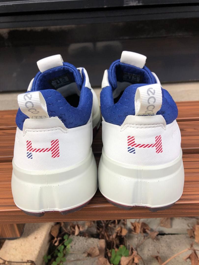 375番 新品ECCO biomゴルフシューズ39 24.5cm スパイクレス