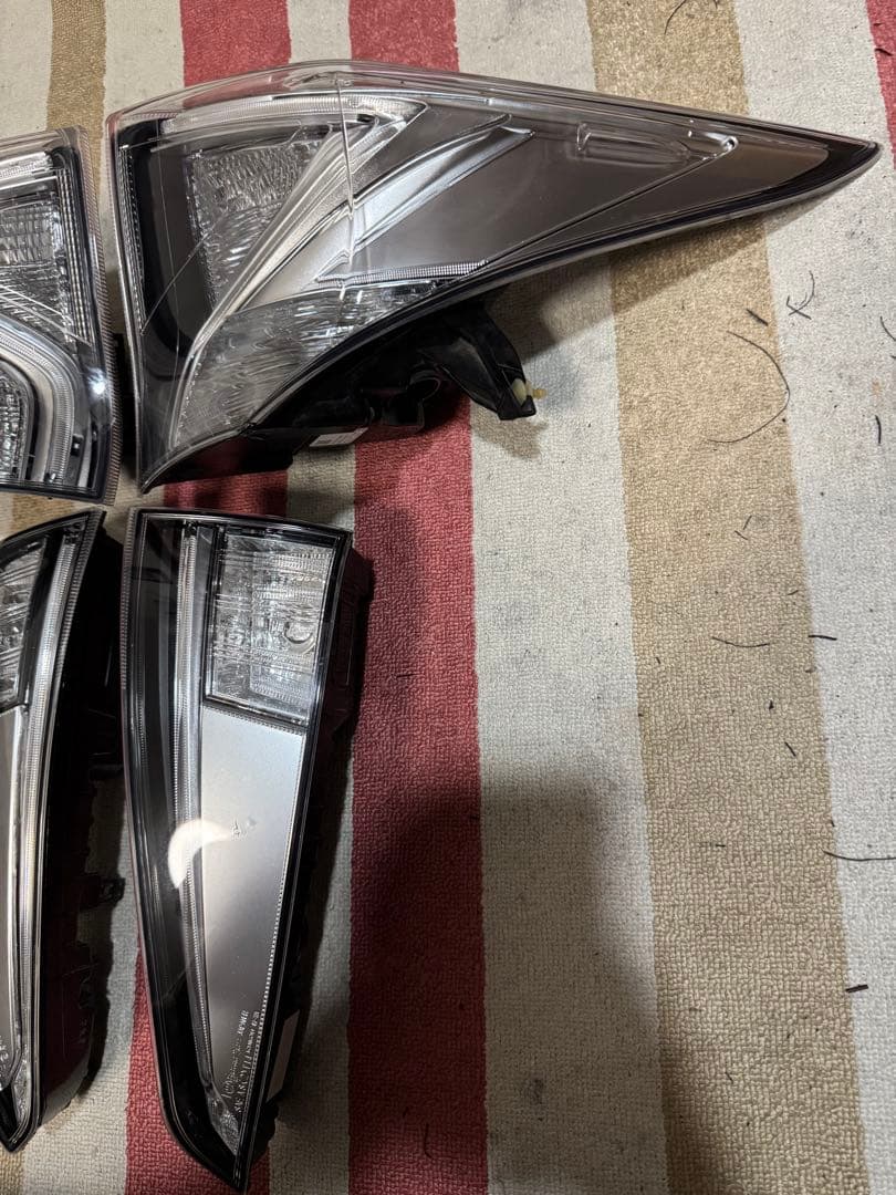 訳あり プリウス 50 前期 テールランプ テール