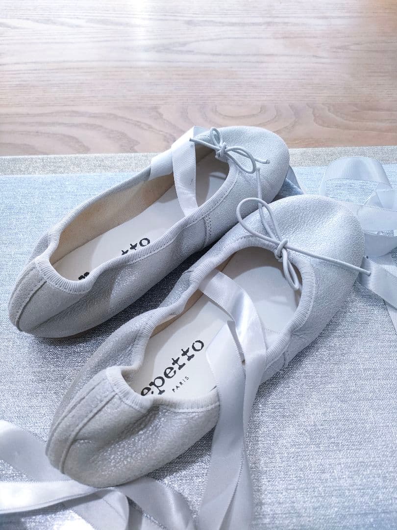 1回使用.Repetto（レペット) グリッター バレエシューズ、シルバー 35