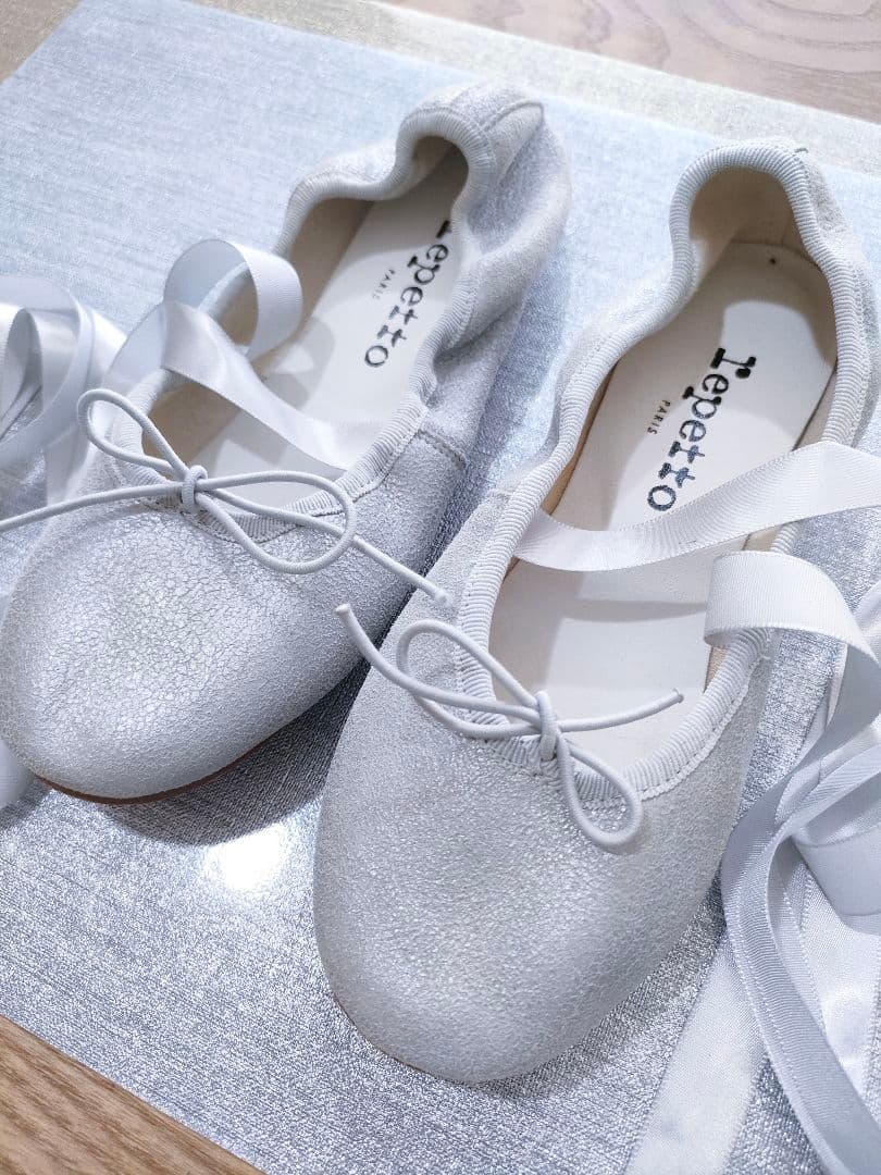 1回使用.Repetto（レペット) グリッター バレエシューズ、シルバー 35