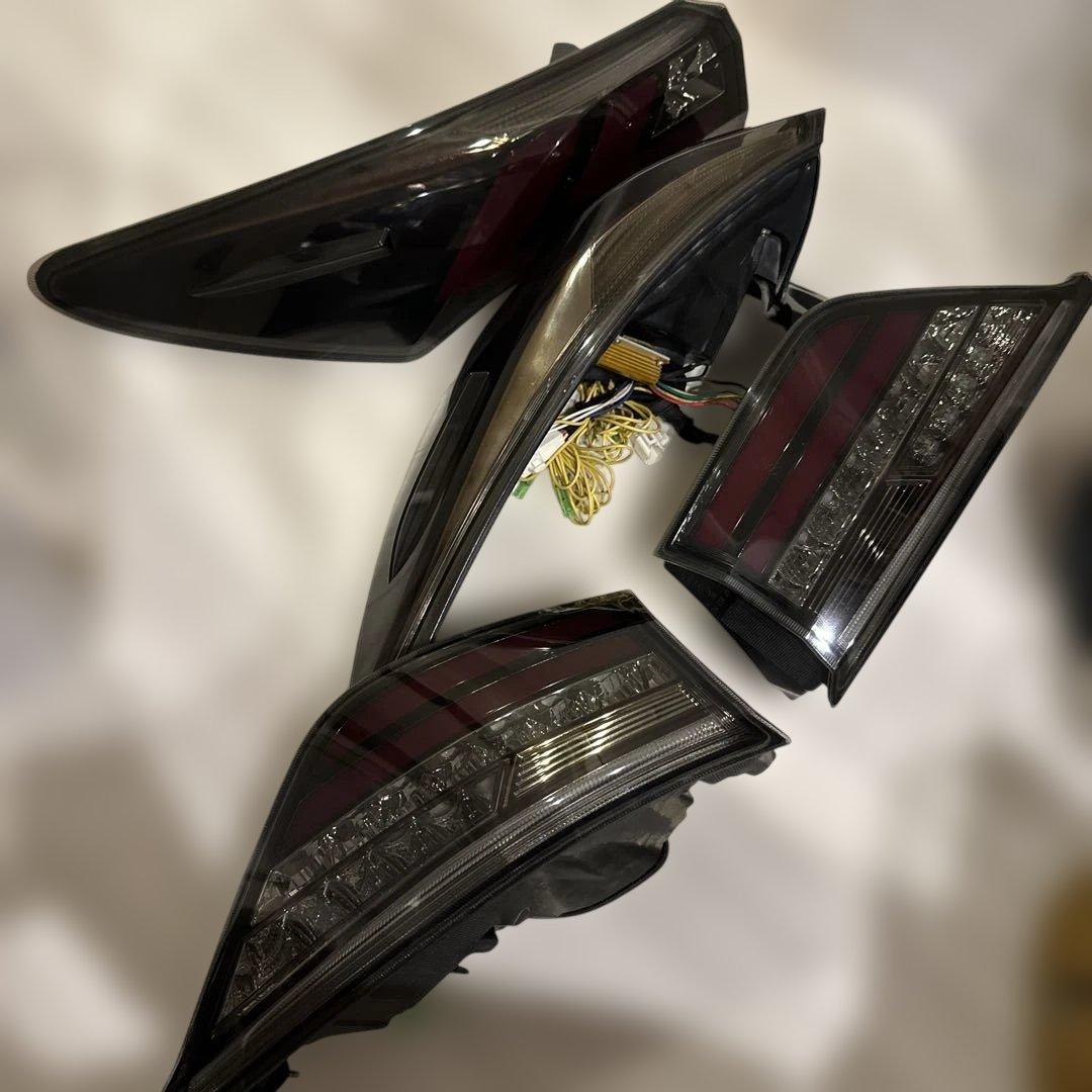 60系ハリアー用TOM'S（Valenti製）LEDテールランプ